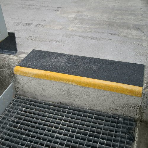 GRP Stair Treads & Nosings