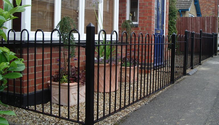 Bow Top Railings | Durable Steel Fencing | IMS